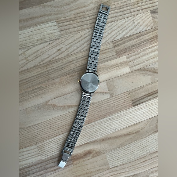 Seiko Silver and Gold Classic Dress Watch main image 7